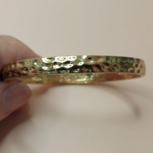 7 1/2 Inch Lilly Pulitzer Bangle Bracelet Gold Tone